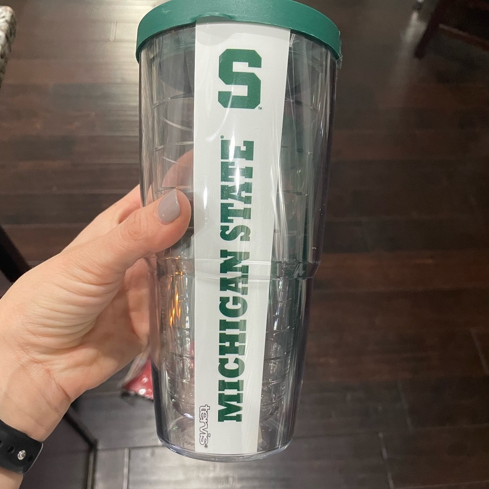 Michigan state never used 24 ounce Tervis tumbler